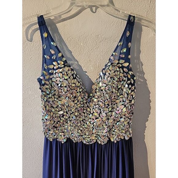 Navy Mesh Low Cut JVN BY JOVANI PROM/PAGEANT/FORMAL DRESS/GOWN READ Size 6 - Picture 2 of 6